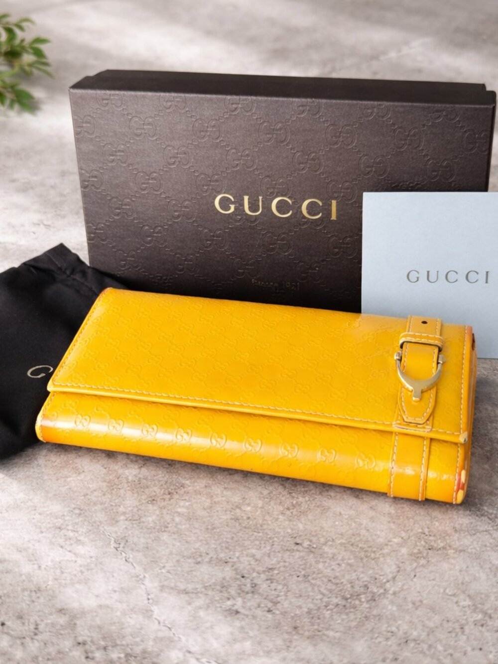 Authentic Gucci Patent Leather Wallet Women's Yellow GG Double G Logo